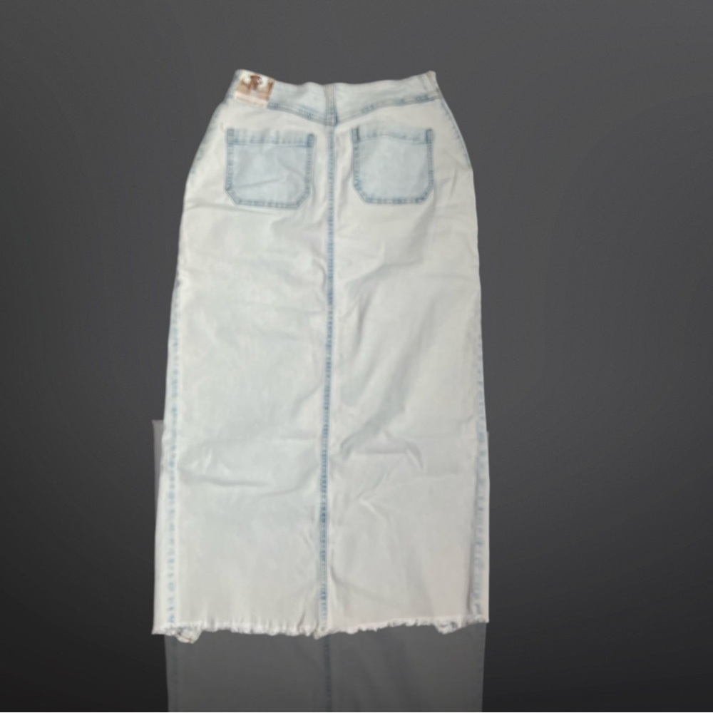 Sincerely Jules Light Blue Denim Maxi Skirt Size 5. - Picture 2 of 5